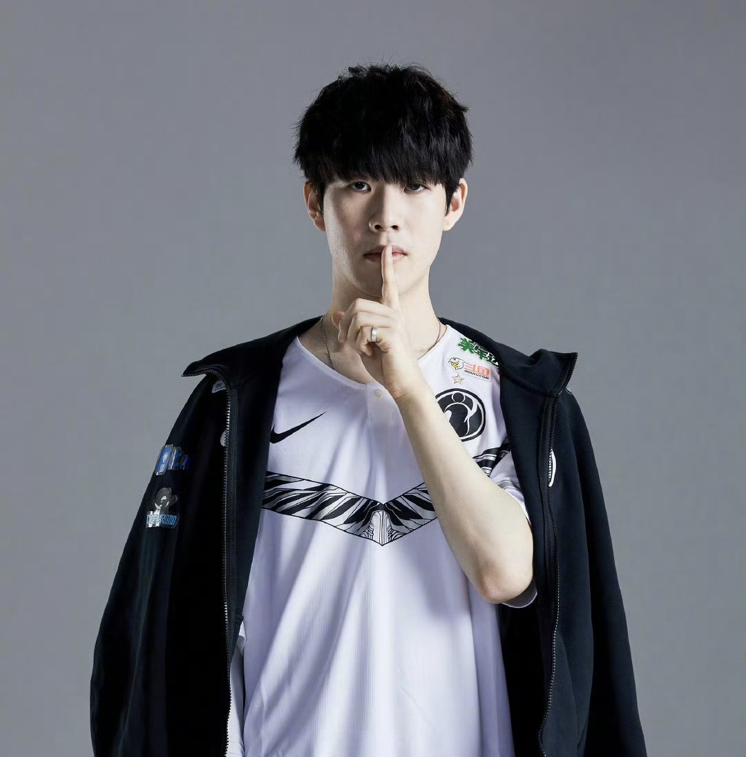 关注和热议 关注和热议