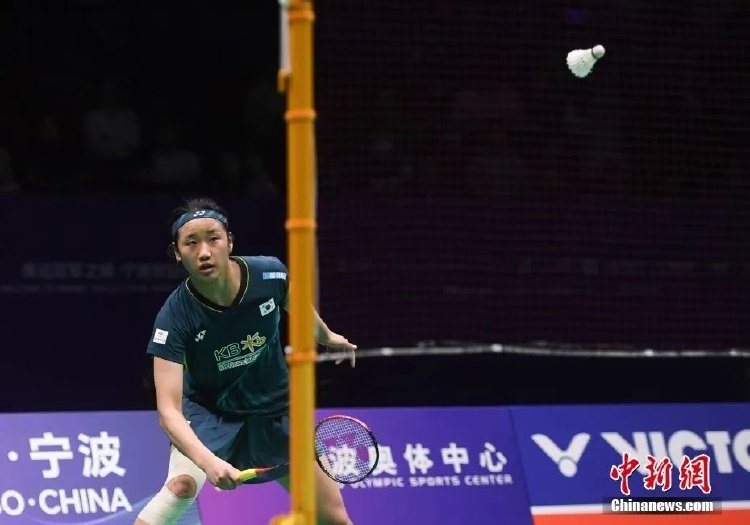 许多人在面 许多人在面