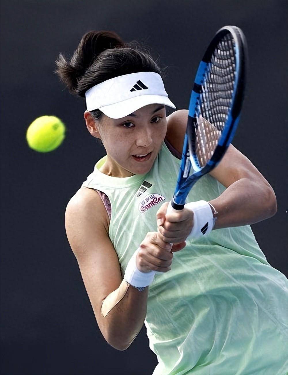 中保持领先 中保持领先