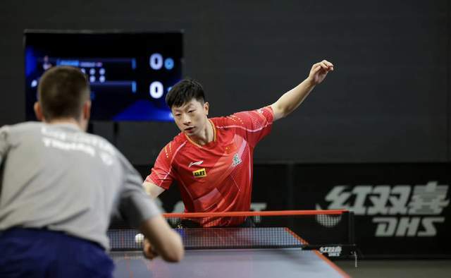 更是在赛场 更是在赛场